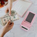 Kunden bevorzugen beim Einkaufen bargeld als Zahlungsmethode